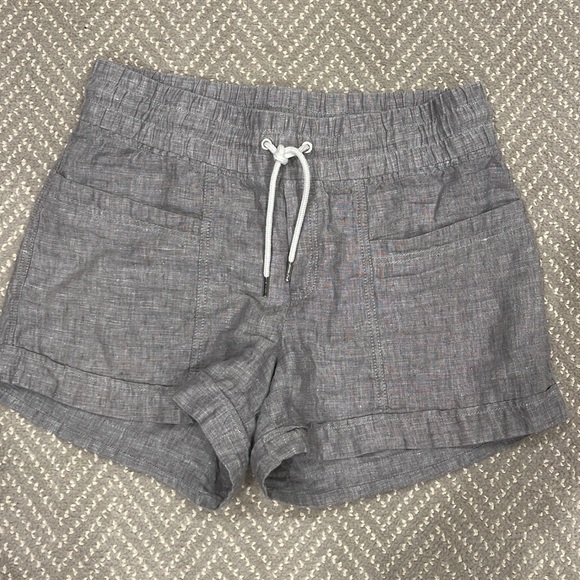 Athleta Pants - Athleta short